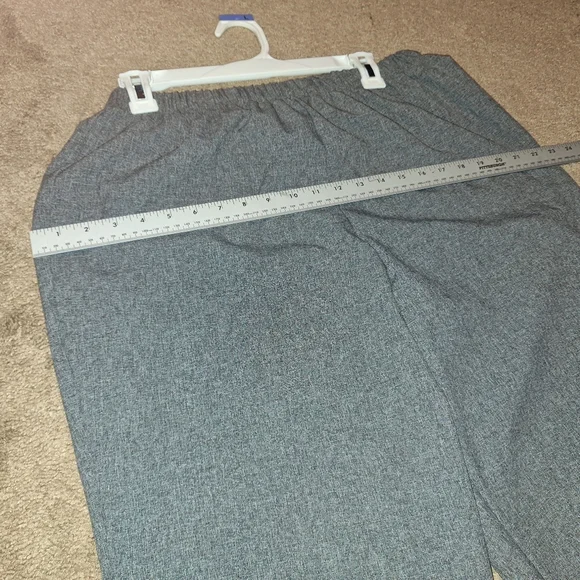 Chad Stevens 2 piece pants  suit / size 16w / gray with floral design - Picture 7 of 15